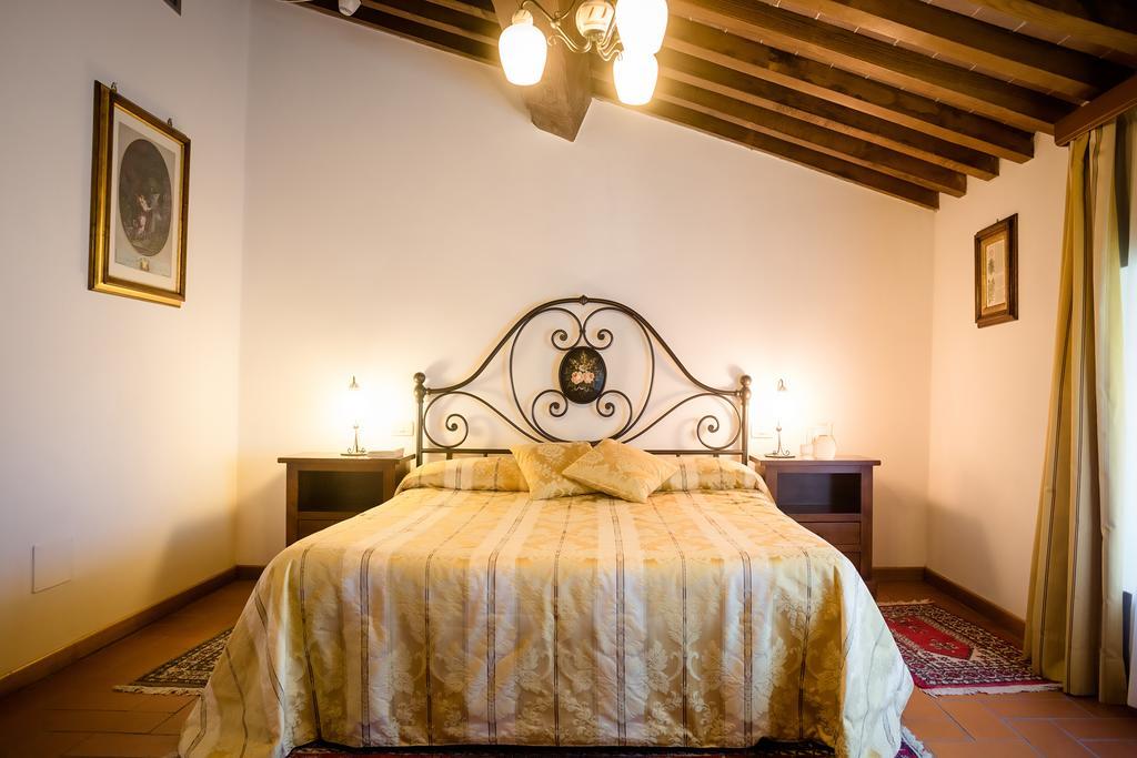 Palazzo La Fenice マッサ・マリッティマ エクステリア 写真