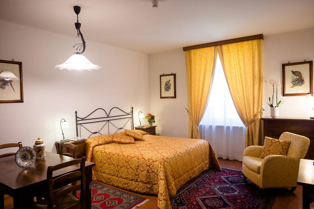 Palazzo La Fenice マッサ・マリッティマ エクステリア 写真